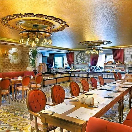 Five Diamonds Hotel *